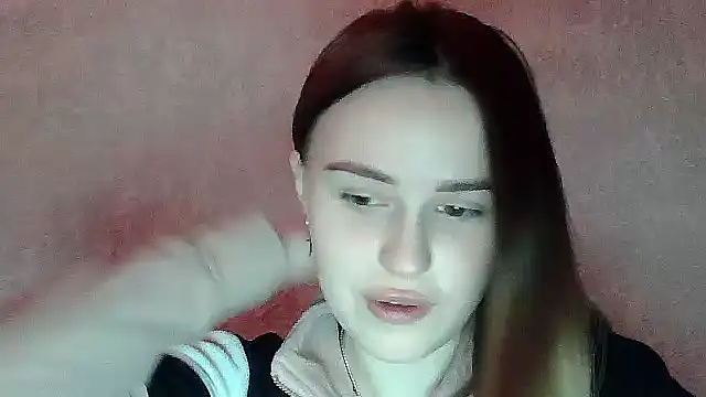 SweetLoraa online show from December 2025 08:13:02 PM