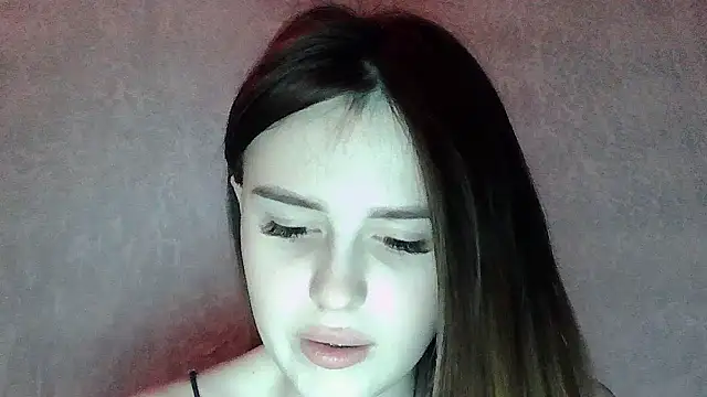 SweetLoraa online show from March 2026 07:06:02 PM