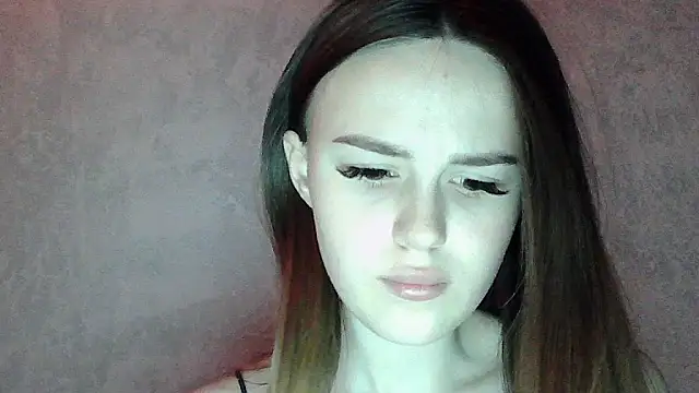 SweetLoraa online show from March 2026 04:07:02 PM