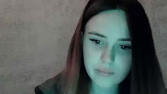 Snapshot of SweetLoraa chatting on April 2026 07:05:01 PM SweetLoraa online show from April 2026 07:05:01 PM