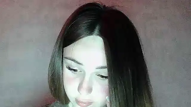 Snapshot of SweetLoraa chatting on April 2026 07:44:02 PM SweetLoraa online show from April 2026 07:44:02 PM