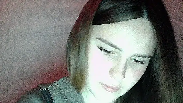 Snapshot of SweetLoraa chatting on April 2026 08:39:01 PM SweetLoraa online show from April 2026 08:39:01 PM
