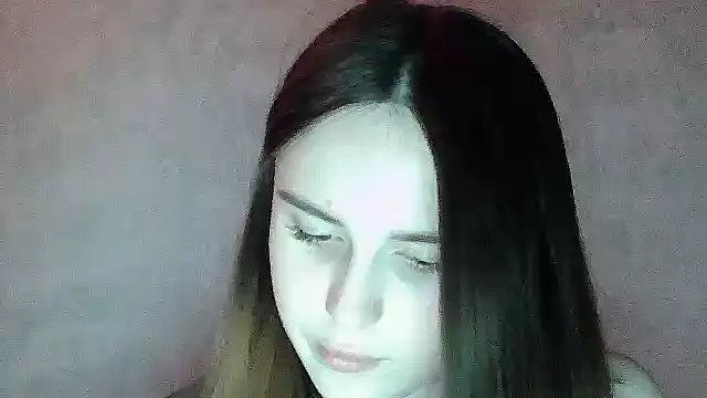 Snapshot of SweetLoraa chatting on May 2026 07:30:01 PM SweetLoraa online show from May 2026 07:30:01 PM