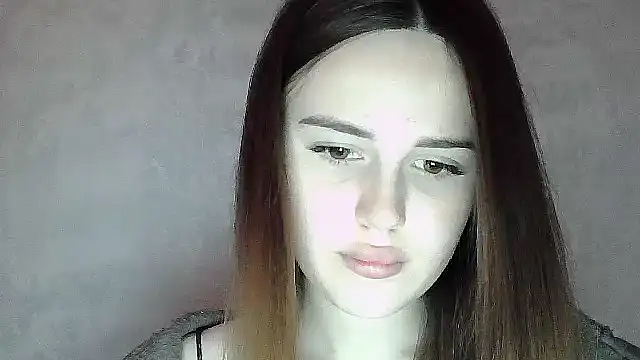 Snapshot of SweetLoraa chatting on May 2026 11:17:02 AM SweetLoraa online show from May 2026 11:17:02 AM