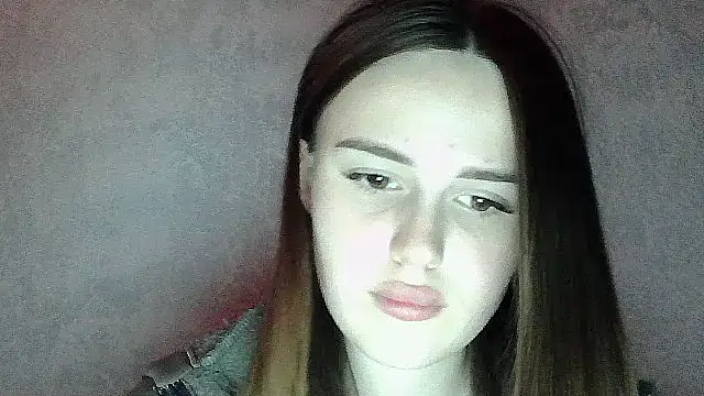 Snapshot of SweetLoraa chatting on May 2026 06:31:02 PM SweetLoraa online show from May 2026 06:31:02 PM