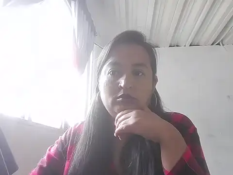 RosaPretty online show from October 2025 03:54:01 PM