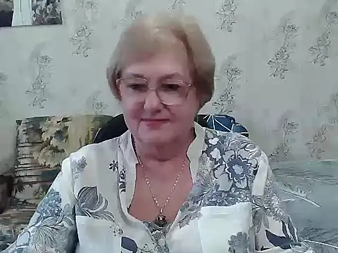 Snapshot of Renata62011 chatting on November 2025 12:17:01 PM Renata62011 online show from November 2025 12:17:01 PM