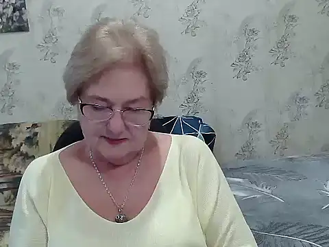 Snapshot of Renata62011 chatting on November 2025 01:22:04 PM Renata62011 online show from November 2025 01:22:04 PM