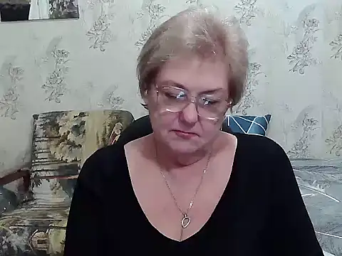 Snapshot of Renata62011 chatting on November 2025 04:22:01 PM Renata62011 online show from November 2025 04:22:01 PM