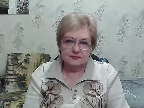 Snapshot of Renata62011 chatting on November 2025 12:42:01 PM Renata62011 online show from November 2025 12:42:01 PM