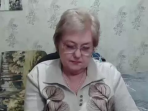 Snapshot of Renata62011 chatting on December 2025 06:04:01 PM Renata62011 online show from December 2025 06:04:01 PM