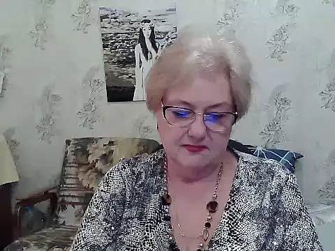 Snapshot of Renata62011 chatting on June 2026 02:37:02 PM Renata62011 online show from June 2026 02:37:02 PM