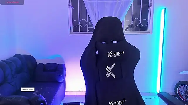 Aishelyng online show from October 2025 10:18:02 PM