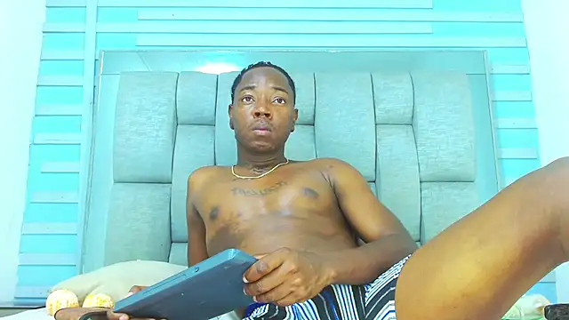 Black Fire10 online show from November 2025 07:59:01 PM