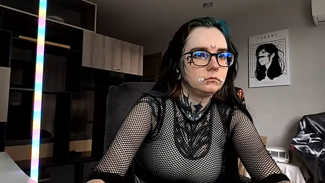 HighelikeGirl online show from October 2025 07:05:02 AM