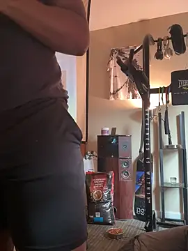 KeYBuMp323 online show from October 2025 04:05:02 PM