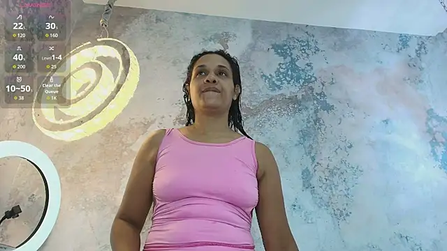 Snapshot of DarcyMooree chatting on September 2025 12:32:02 PM DarcyMooree online show from September 2025 12:32:02 PM