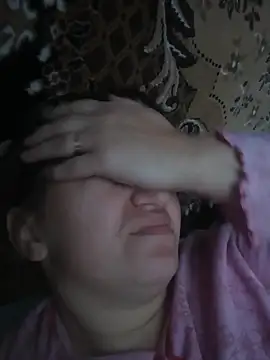 Romashka33011 online show from November 2025 07:58:01 AM