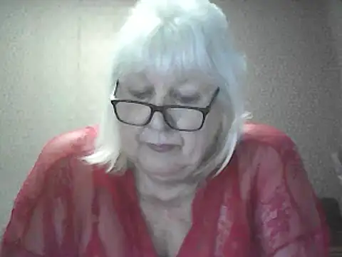 Snapshot of Alexia64231 chatting on April 2026 01:37:01 PM Alexia64231 online show from April 2026 01:37:01 PM