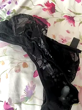 RichyO1977 online show from October 2025 01:45:02 PM