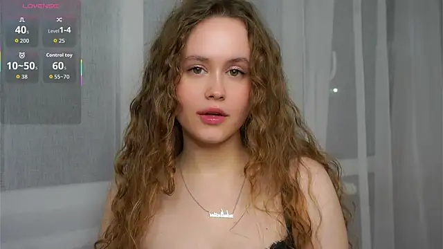 SusannaScholler online show from December 2025 09:55:02 PM