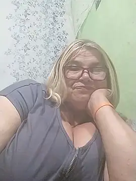 Snapshot of MargaritaSweet51 chatting on July 2026 10:45:01 PM MargaritaSweet51 online show from July 2026 10:45:01 PM
