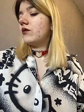 Snapshot of Cherry___Blossom chatting on February 2026 09:21:02 AM Cherry Blossom online show from February 2026 09:21:02 AM