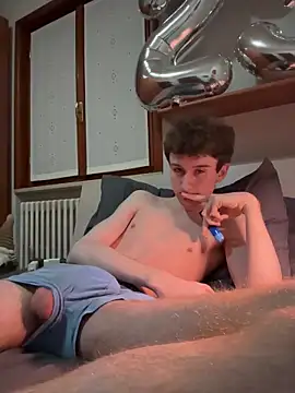 Snapshot of twinkethan07 chatting on March 2026 01:09:01 AM twinkethan07 online show from March 2026 01:09:01 AM