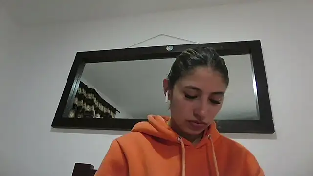 Snapshot of AriaBliss- chatting on February 2026 12:05:02 AM AriaBliss- online show from February 2026 12:05:02 AM
