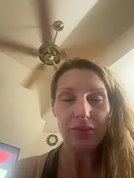 Snapshot of BaddieBossXX2 chatting on July 2026 03:05:01 PM BaddieBossXX2 online show from July 2026 03:05:01 PM