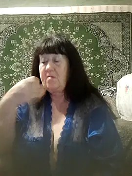 CrystalLime6411 online show from November 2025 09:16:02 PM