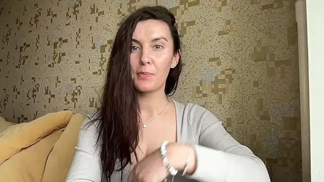 KatalinaQE online show from February 2026 11:28:02 AM