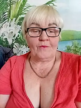VioletSweet5566 online show from February 2026 12:09:01 PM