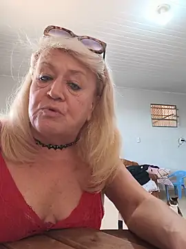 Snapshot of Belladama61 chatting on June 2026 11:19:02 AM Belladama61 online show from June 2026 11:19:02 AM