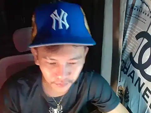 RalfAsian25 online show from July 2026 10:52:02 AM