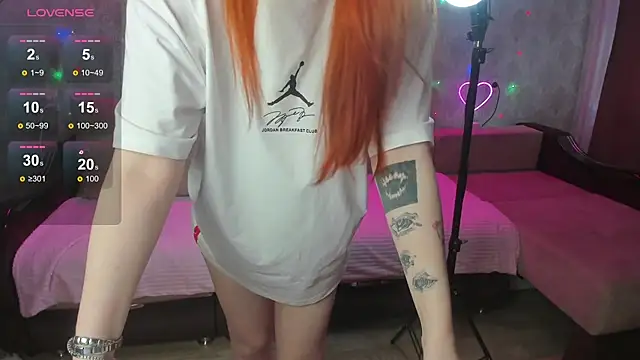 Molly Kitty online show from September 2025 02:35:01 AM