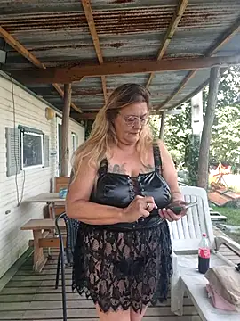 Snapshot of Misspapillon1840 chatting on September 2025 11:04:01 AM Misspapillon1840 online show from September 2025 11:04:01 AM