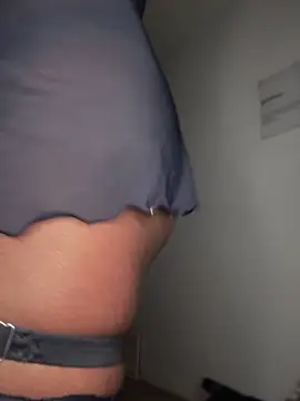  foreigntitts online show from September 2025 03:22:01 AM