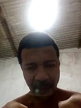 Snapshot of moreno25centimetro chatting on June 2026 11:04:02 AM moreno25centimetro online show from June 2026 11:04:02 AM