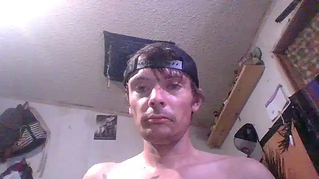 Snapshot of RichardW chatting on November 2025 10:50:02 AM RichardW online show from November 2025 10:50:02 AM