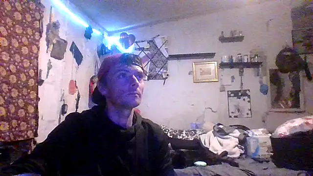 Snapshot of RichardW chatting on January 2026 03:21:02 AM RichardW online show from January 2026 03:21:02 AM