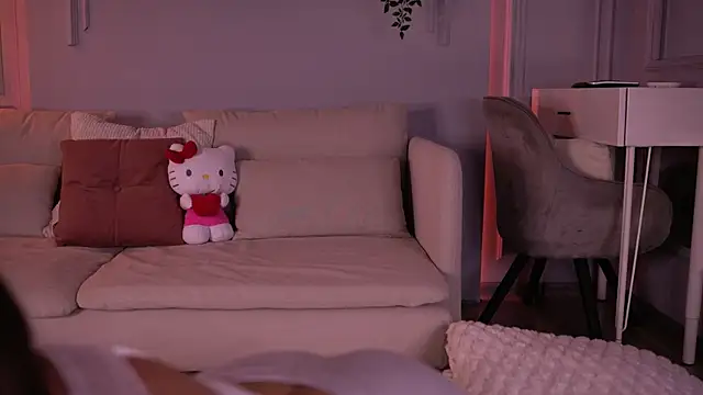 MillaSerene online show from April 2026 05:34:02 AM