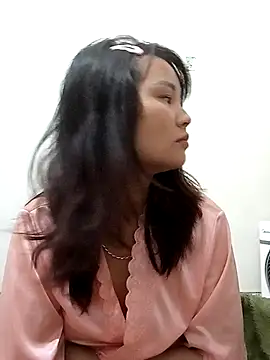 Heulwen-22 online show from September 2025 07:52:01 PM