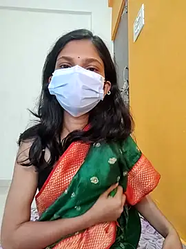 Shivani2002 online show from November 2025 01:15:02 AM