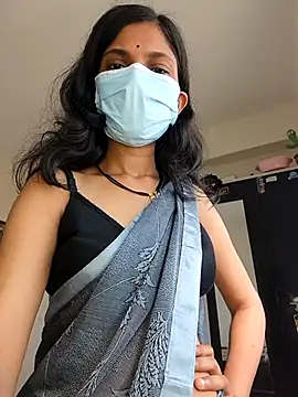 Snapshot of Shivani2002 chatting on May 2026 03:57:02 AM Shivani2002 online show from May 2026 03:57:02 AM