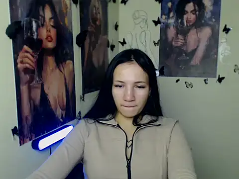 Em7MaA online show from October 2025 07:10:02 PM