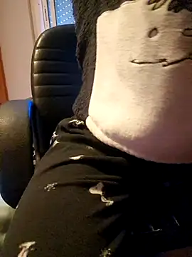 JT 894 online show from November 2025 10:43:02 AM