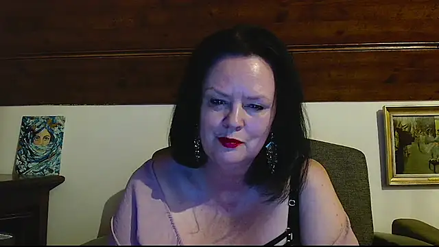 TiffanyMature online show from February 2026 09:07:01 PM