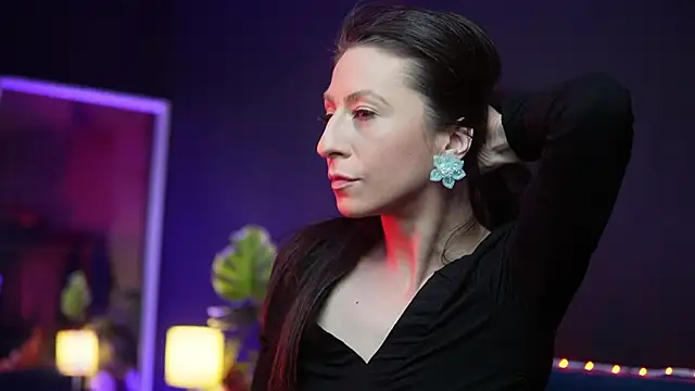 Snapshot of RubyRosa chatting on April 2026 10:04:02 PM RubyRosa online show from April 2026 10:04:02 PM