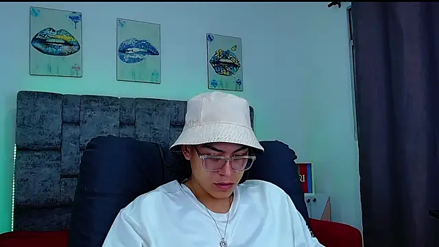 dirty model online show from October 2025 02:11:01 AM